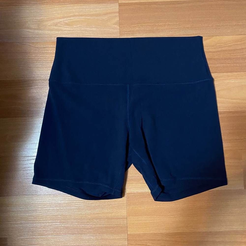 Lululemon align shorts 6”
